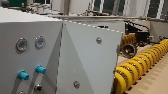 Линия для производства гофрированного картона - производство гофрокартона, оборудование в работе