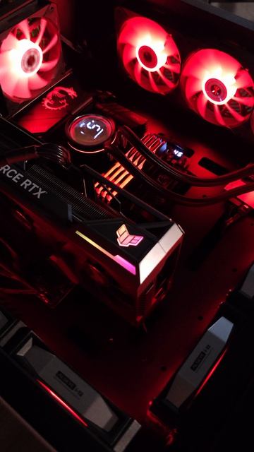 Компьютер в столе, насколько он шумный?