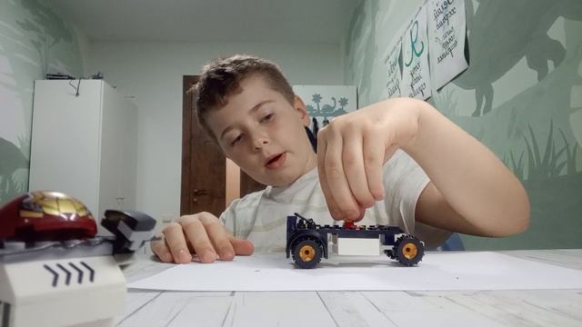 ОБЗОР НА ГОНОЧНУЮ ЛЕГО МАШИНУ!!!