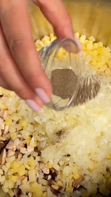 Самые вкусные и хрустящие постные ЧЕБУРЕКИ ! Самый простой и удачный РЕЦЕПТ чебуреков