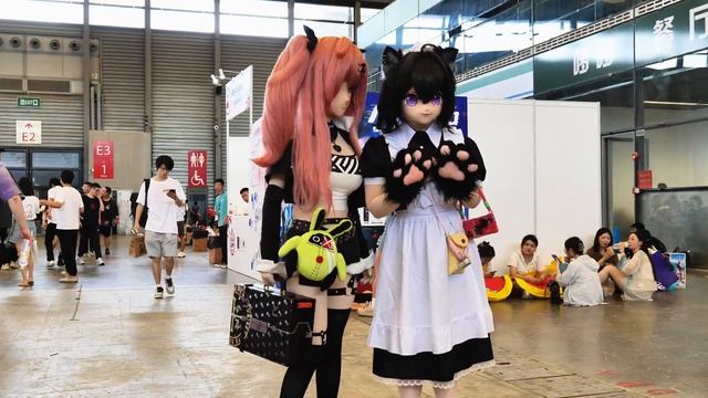Nico-sama & Mi-chan Being Cute At BW Expo! #cosplay #kigurumi #nicole #zenlesszonezero