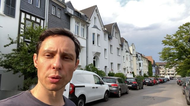 Красивая улица.Тихий район.Дюссельдорф.