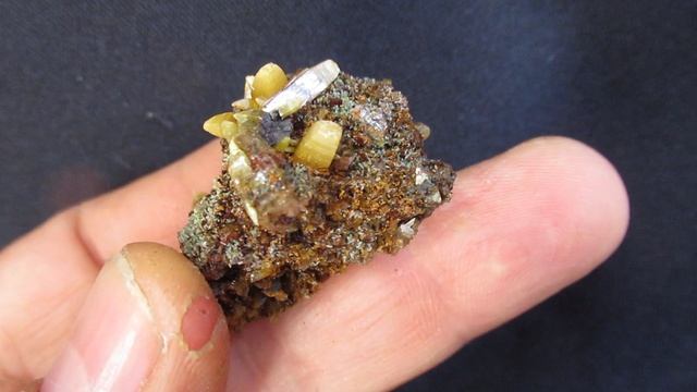 Вульфенит купить