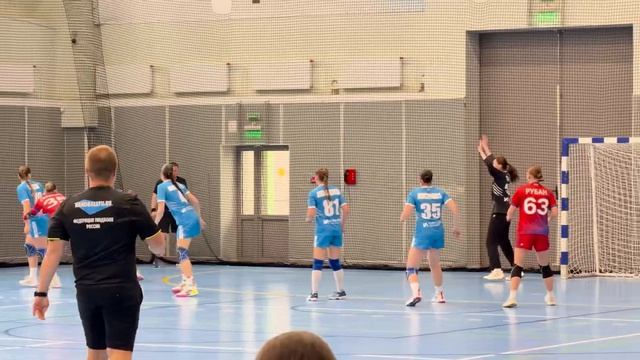 Аришка гандбол