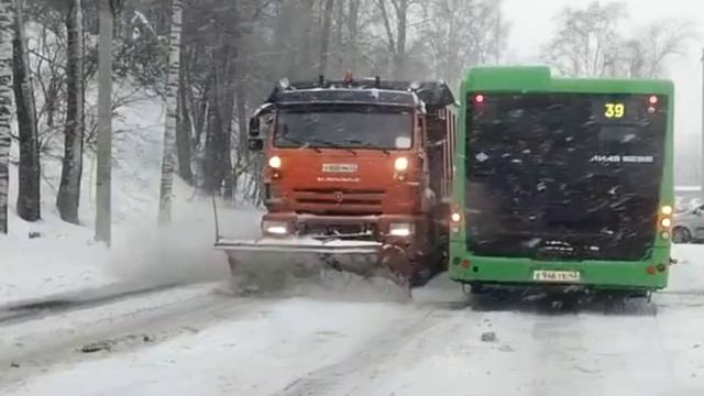 Содержание улиц в снегопад