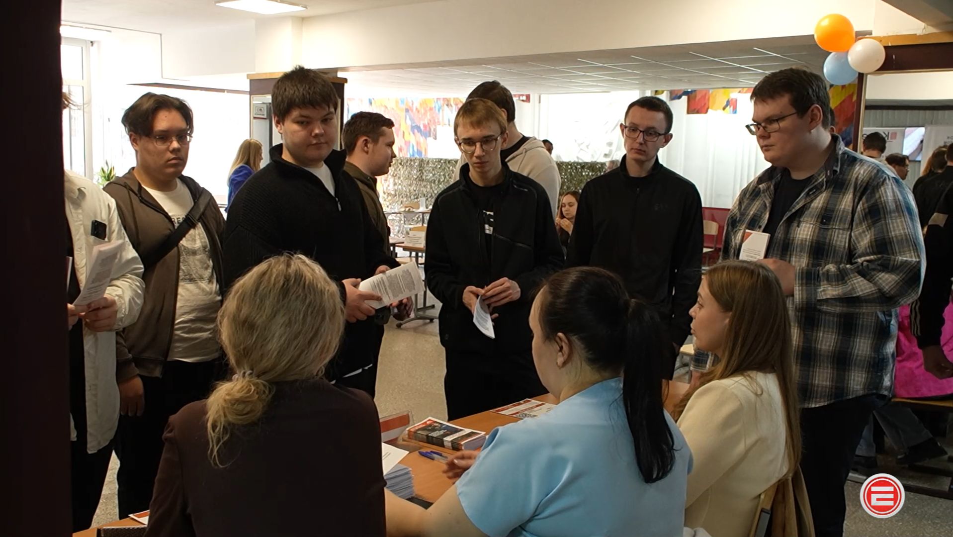 146 вакансий было предложено на Всероссийской ярмарке трудоустройства в Ревде