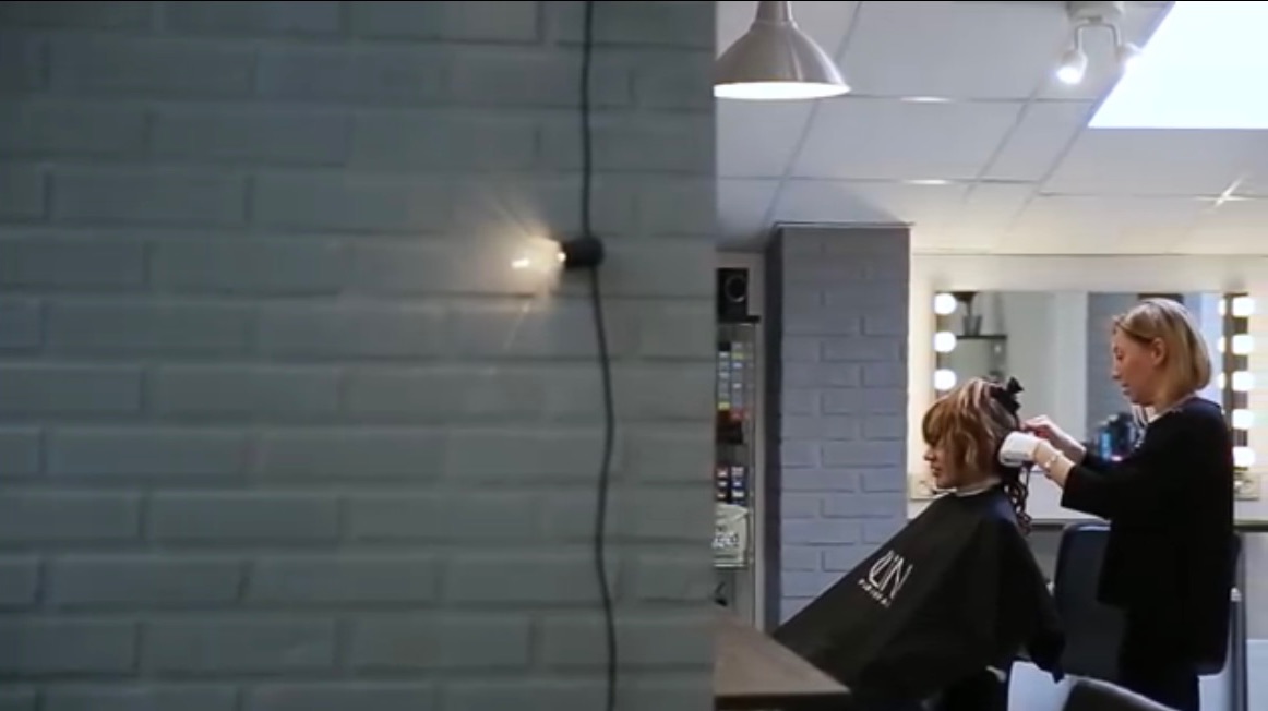 Парикмахерский зал. Гатчина салон