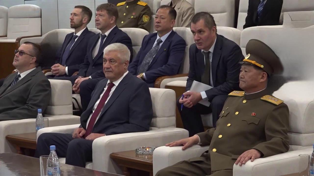 Сотрудничество РФ и КНДР в правоохранительной сфере обсудили Владимир Колокольцев и Пан Ду Соб