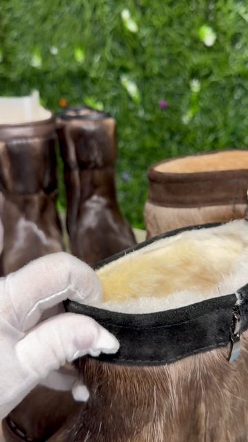 Модели мужских унтов / кисов на замке , укороченные, высота от пятки 15-22 см.