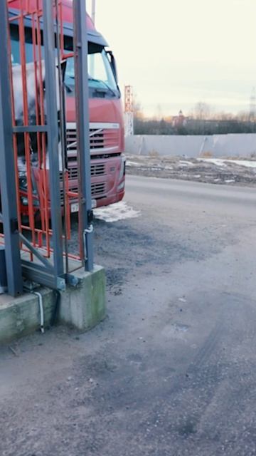 Утиль сбор на авто или второй месяц работы офиса Лиса Рулит и vklogistik в Санкт Петербурге