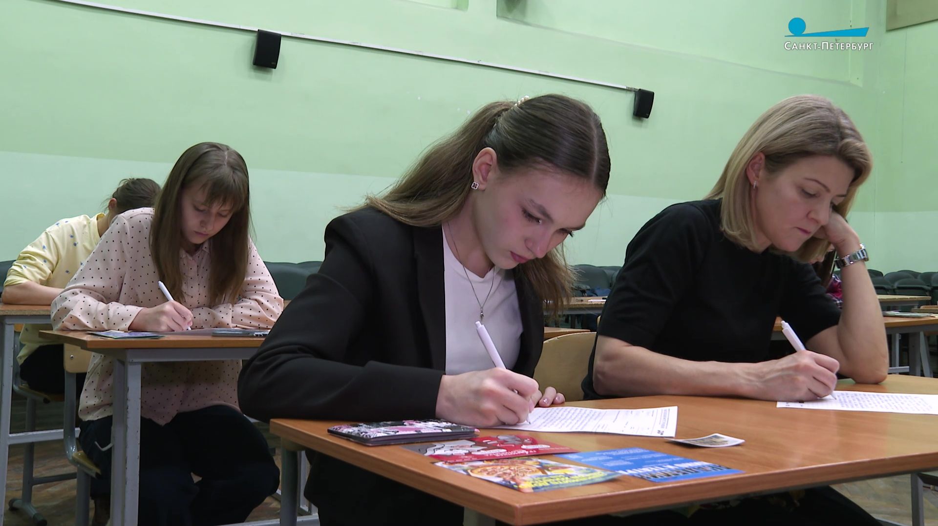 Как в Петербурге прошёл «Тотальный диктант»