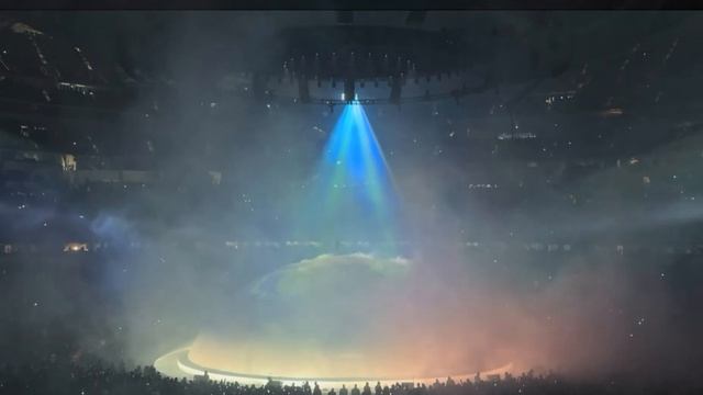 KANYE WEST ОФИЦЕРЫ