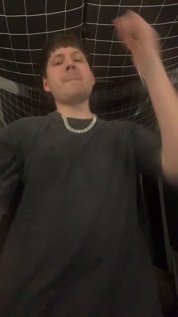 Мяу мяу или гав гав? #хит #сниппет