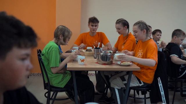 Детский лагерь 