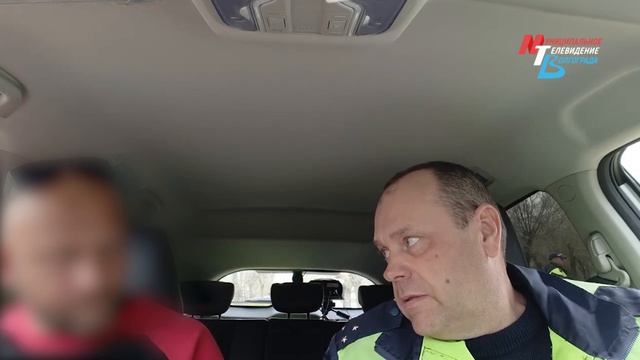 Мужчина угнал машину, пока владелец отвлёкся на ссору в Волгоградской области