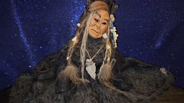 ОТ ПРОИЗВОЛА. ДЛЯ ВСЕХ. ВЕДЬМИНА ИЗБА. ИНГА ХОСРОЕВА.