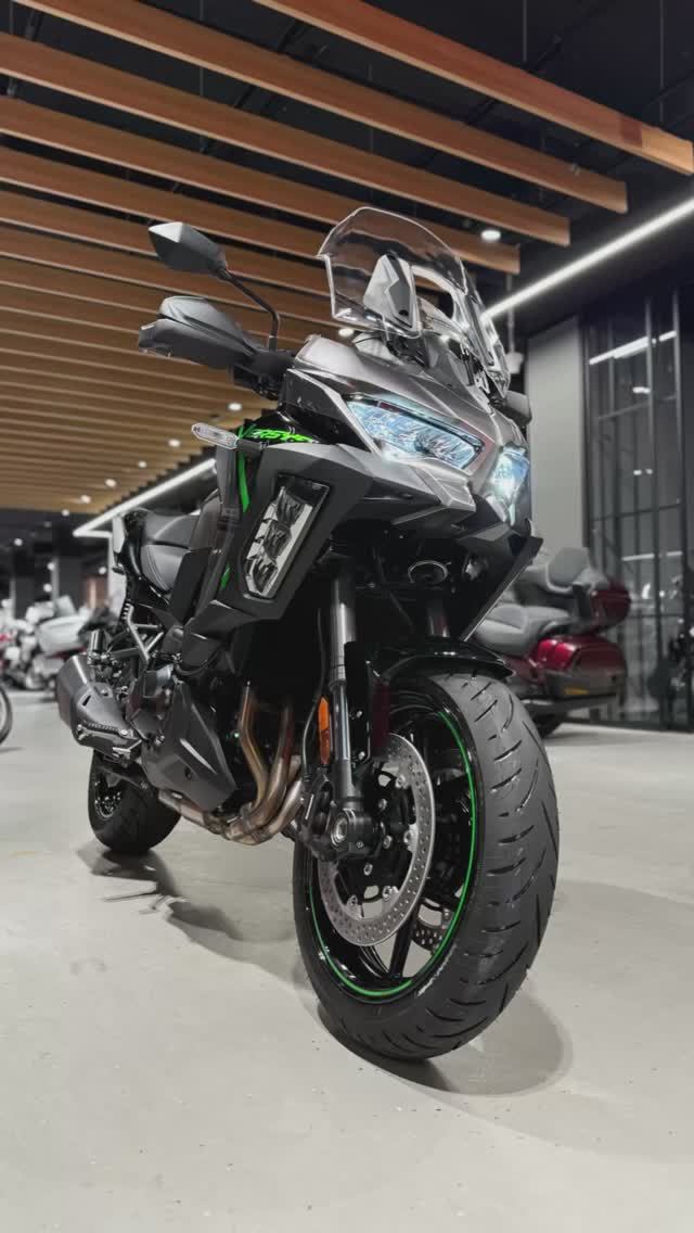Kawasaki Versys 1100 (2025) VIN: LZT10C-000330