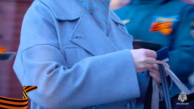 Акция георгиевская ленточка стартовала в Главном управлении МЧС России по Тюменской области