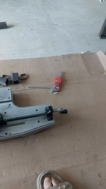 Ленточная пила Zhuofan