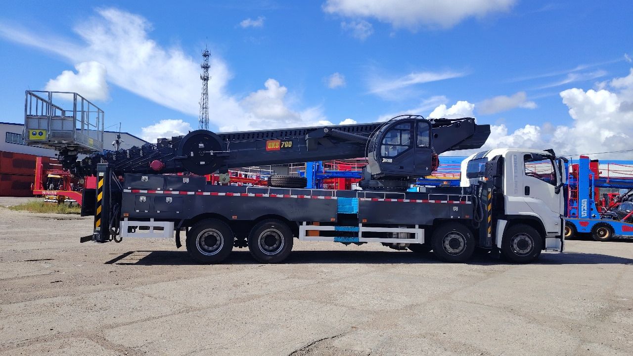 Автовышка Isuzu 70 метров