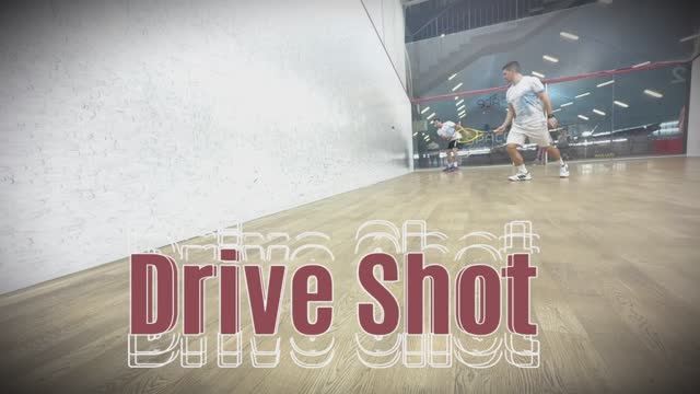 СКВОШ. Драйв в передней зоне справа