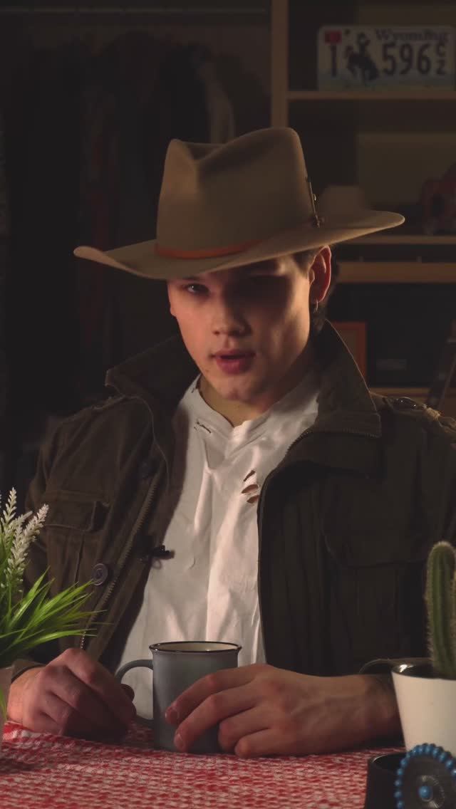 UGC - бренд одежды