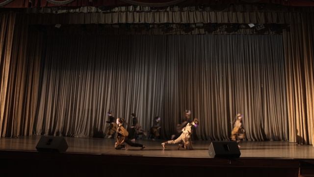 Коллектив спонтанной хореографии 