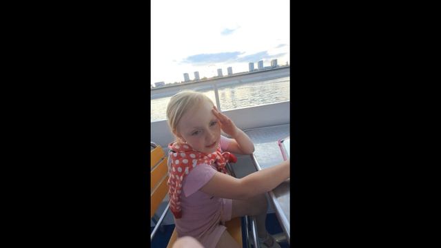 Блоггер-малышка