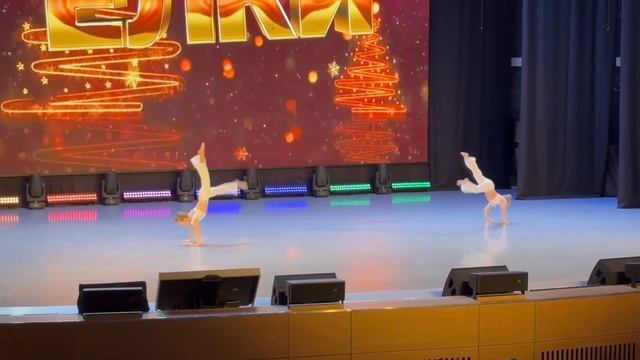 Ушакина Мария, Стрельникова Вероника. 