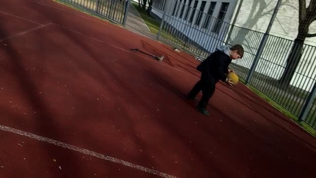 Играем в баскетбол