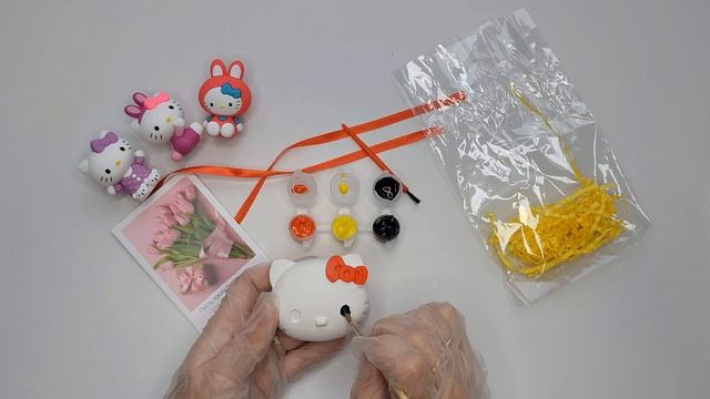 Раскрашиваем Hello Kitty. Творческое видео для детей.