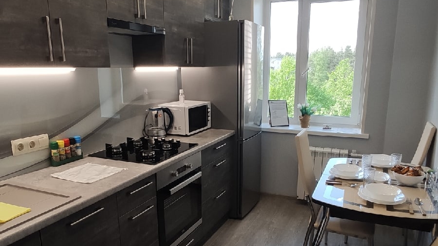 Продажа квартиры в Кингисеппе. Двухкомнатная квартира с евроремонтом, мебелью и техникой