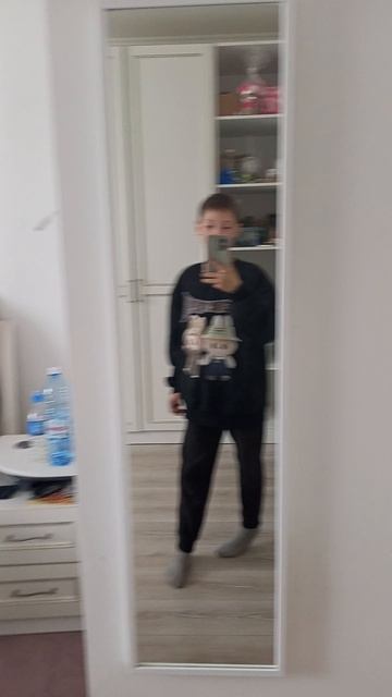 Ковта лабубу