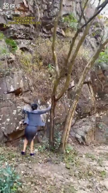 я думал у блогерши колпак сорвало🤣