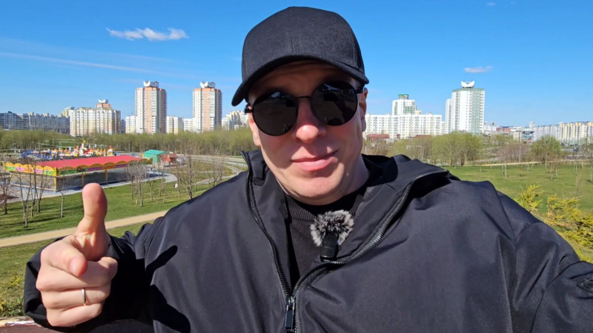 Украинцы, а у вас есть яхты, дворцы, банки? Ахметов купил квартиру в Монако за 550 млн долларов.