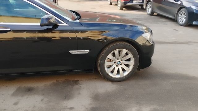 Продажа транспортного средства Легковой автомобиль BMW 750Li XDrive VIN Х4ХКС81140С572440