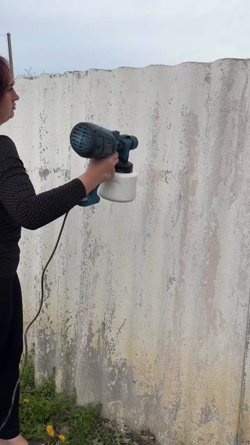 если слой получается шершавым — это уже не работа, а борьба с инструментом