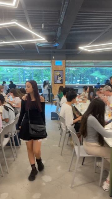 Питание «Джон Парсонс» в Сеуле