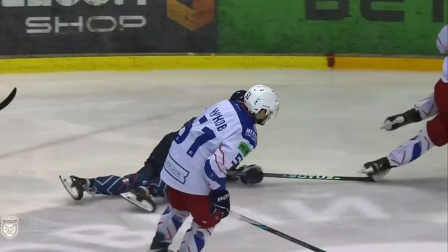 Подножка? Судья так не думает