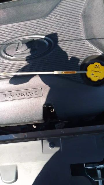 Такой вот уровень моторного масал на лада Веста NG я держу!)