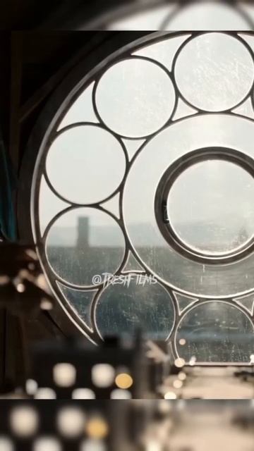 Нашёл на чердаке магический макет своего города 🌃⛪ #фильм #сериал #моменты #кино #shorts