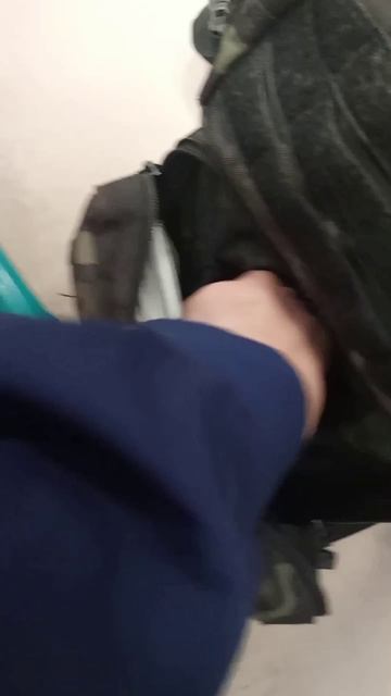 Приношу рандомные вещи в школу часть 5