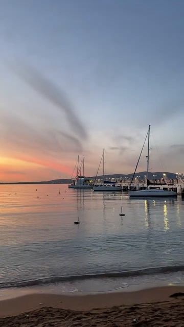 Море , закат в Геленджике