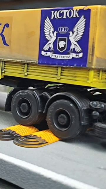 Камаз vs 2 лежачих полицейских