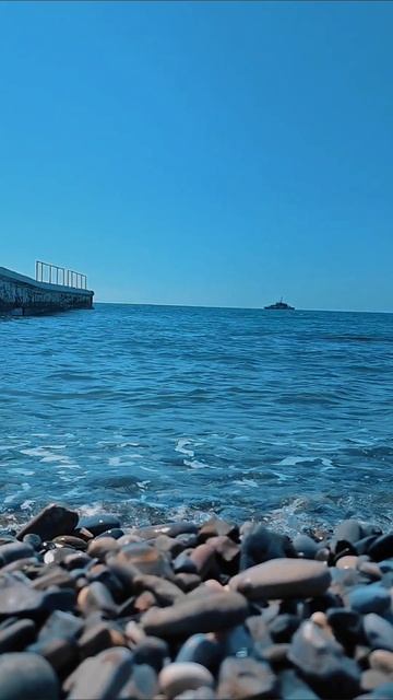 Чёрное море 🌊🌊🌊 #черноеморе #берег #отдыхвсочи #сочи #выходной #прогулка #подписка #яппи #видео #наб