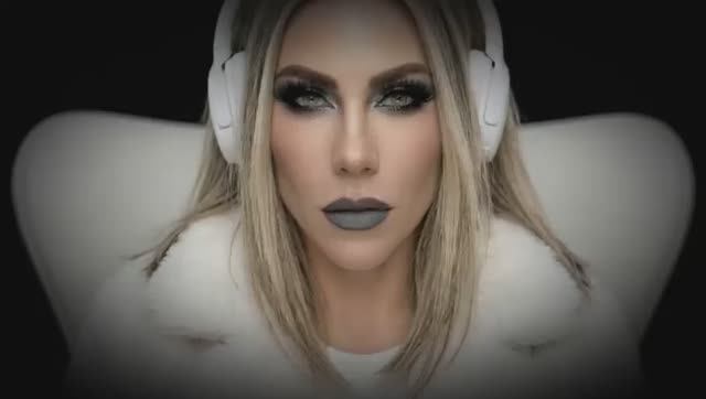 Skyla Reeze — Right here right now