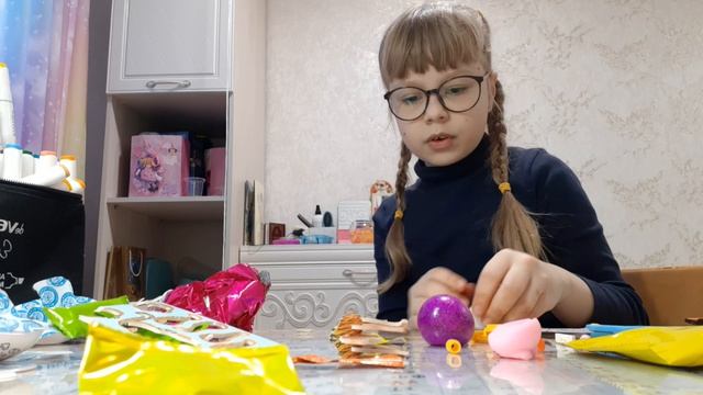 кошачьяя распаковка яиц