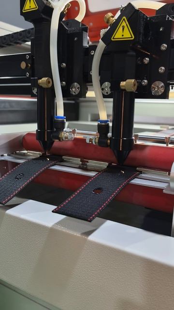 программируемый автоматический станок для лазерной резки стропы и перфоратор