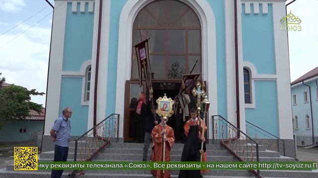 Глава Среднеазиатского митрополичьего округа продолжает совершать пасхальные визиты