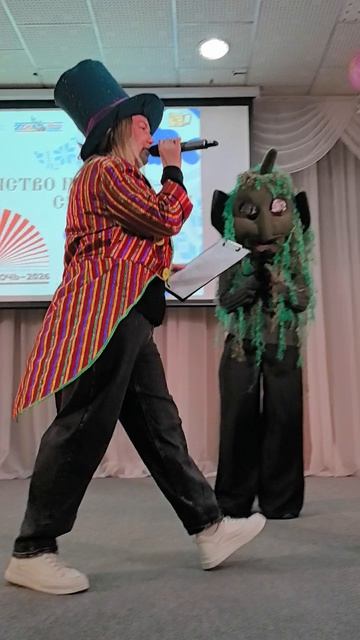 Дети отгадывали сказочные загадки